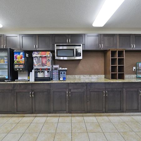 Americas Best Value Inn And Suites Bismarck Restaurace fotografie