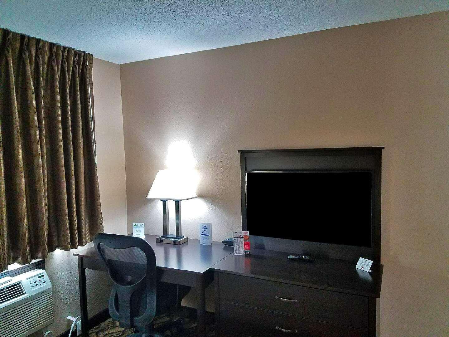 Americas Best Value Inn And Suites Bismarck Exteriér fotografie